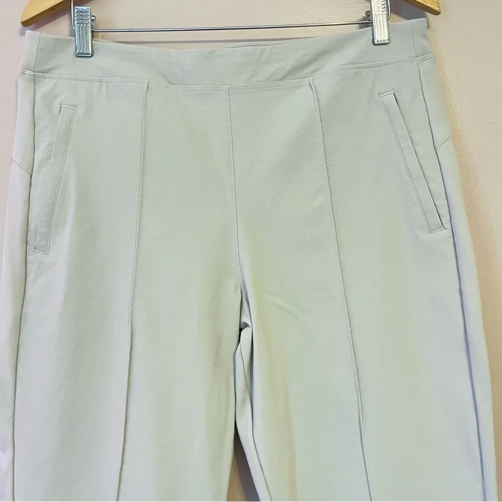 Athleta Headlands Hybrid Pant Birch Gray Sz 16 Stretch Hiking Outdoor Gorpcore - Picture 3 of 12